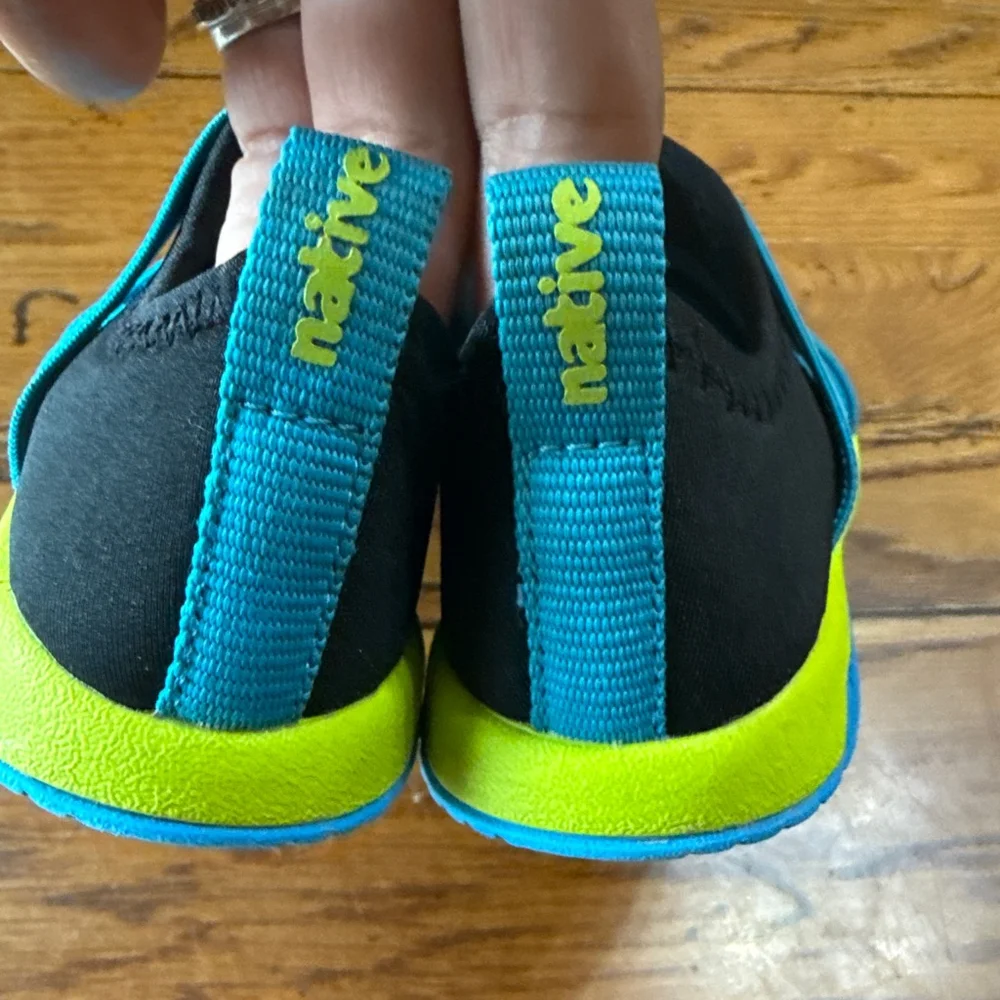 Native shoes toddler size 7